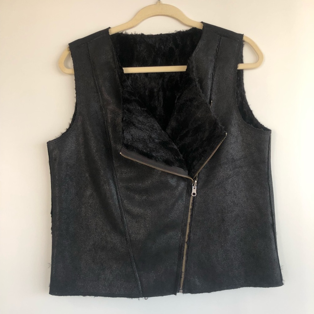 C&C California Black Reversible Fur Moto Vest - Picture 3 of 8